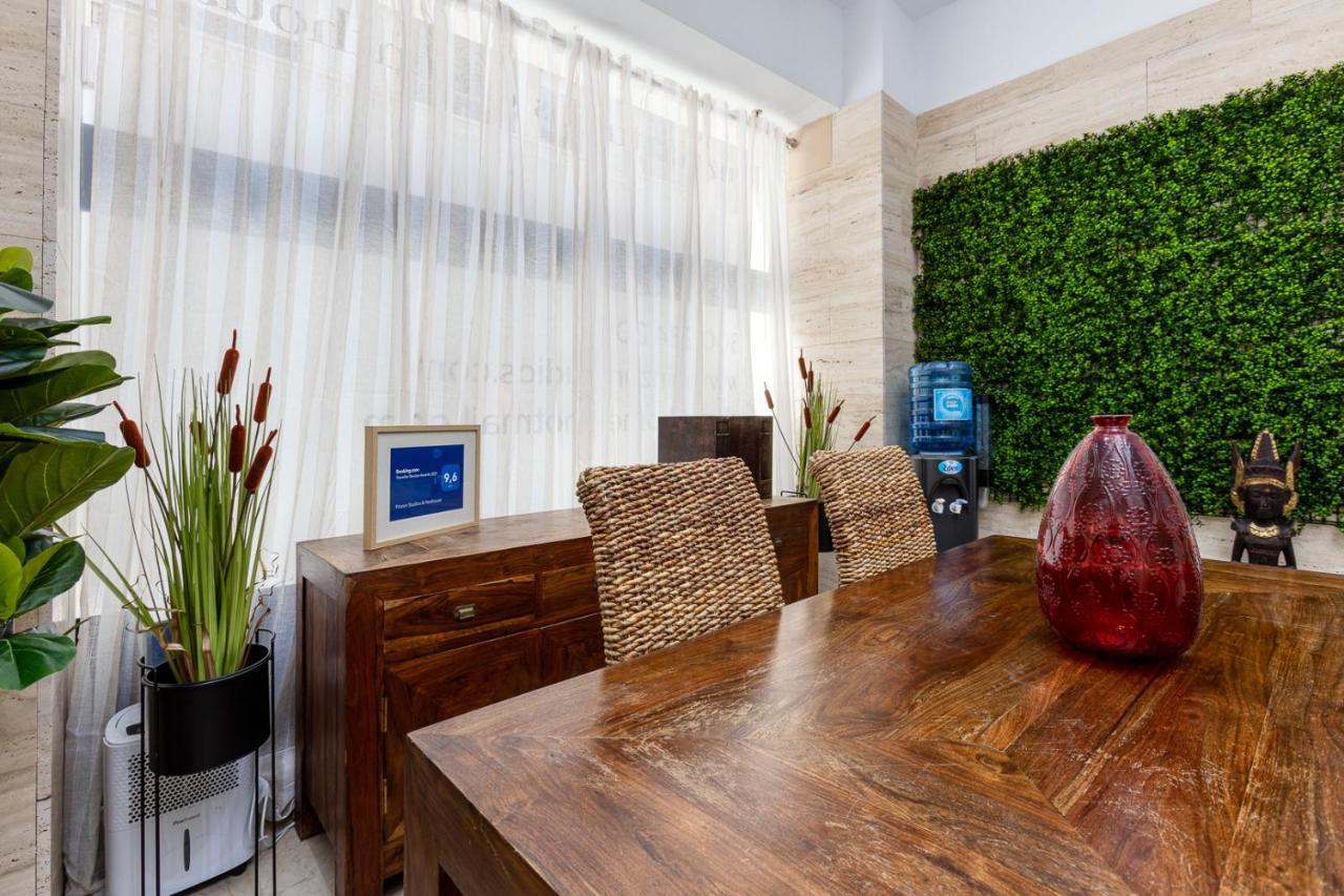 Pinzon Studios & Penthouse Аліканте Екстер'єр фото