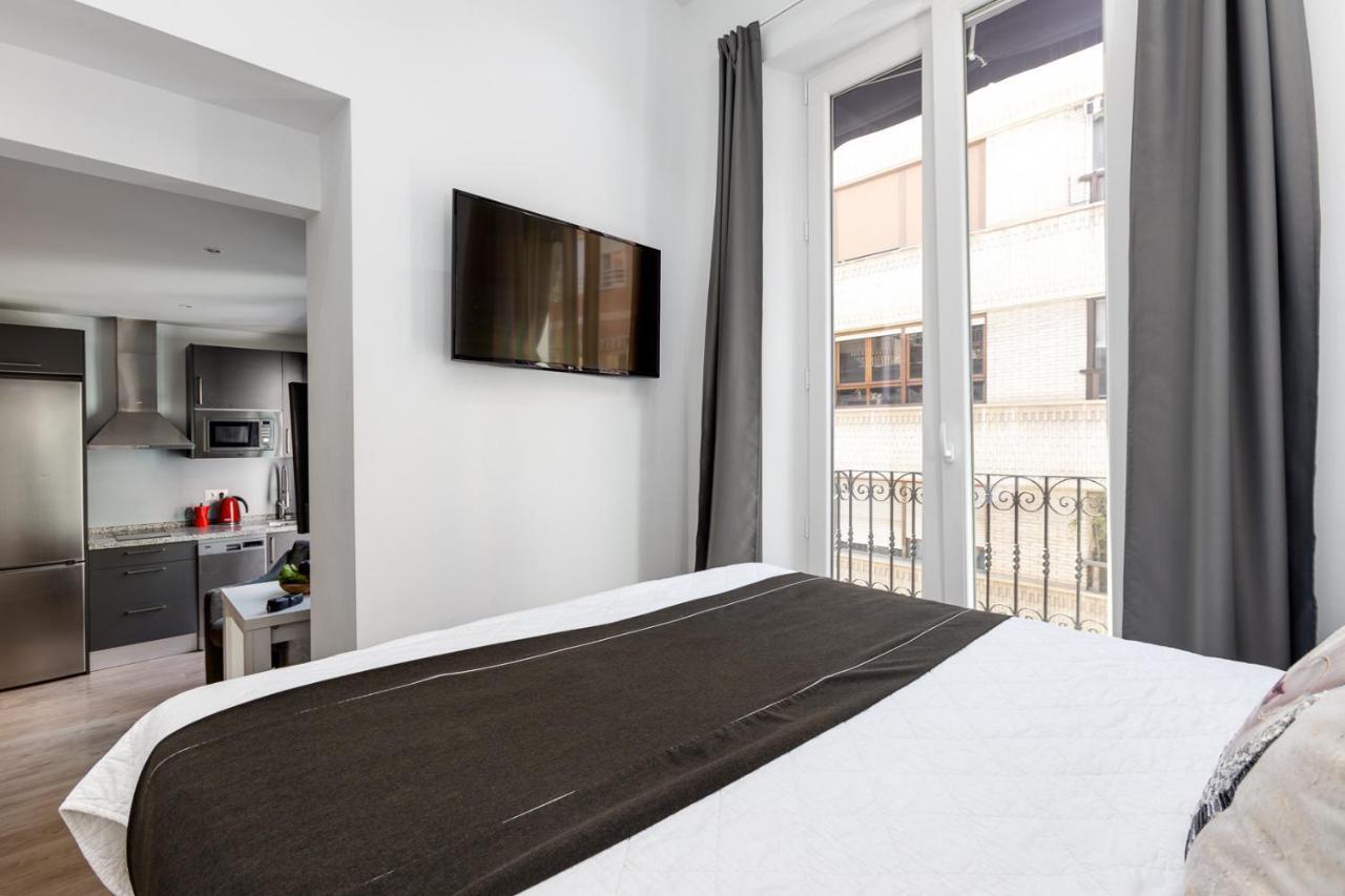 Pinzon Studios & Penthouse Аліканте Екстер'єр фото