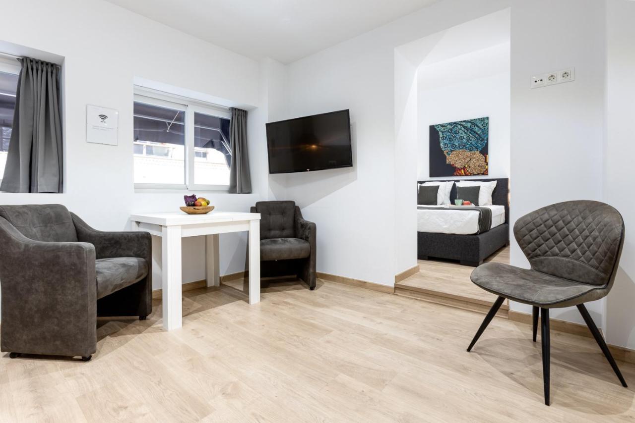 Pinzon Studios & Penthouse Аліканте Екстер'єр фото