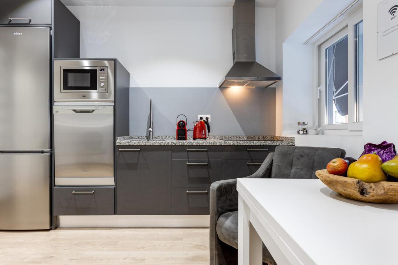 Pinzon Studios & Penthouse Аліканте Екстер'єр фото